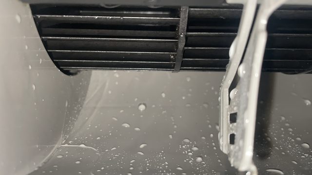 エアコンクリーニング（吹き出し口の頑固な汚れ）施工後