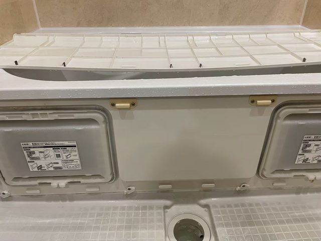 浴槽エプロンクリーニング施工後