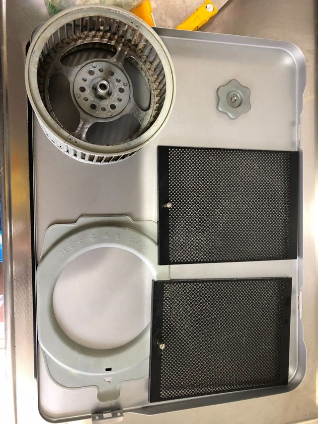 換気扇フィルター施工後