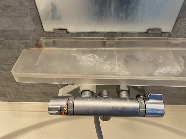 葛飾区での浴室水栓クリーニング施工前